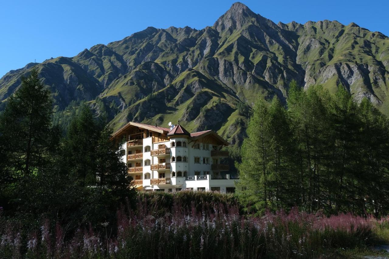 Chasa Castello Relax & Spa Замнаун Екстер'єр фото