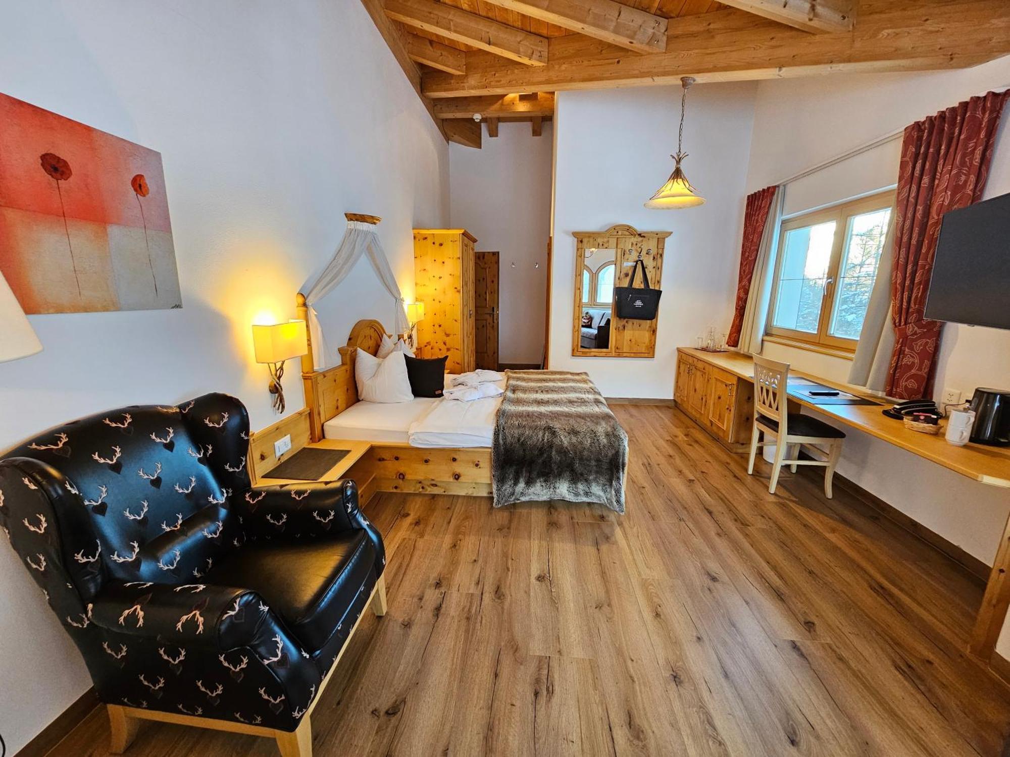 Chasa Castello Relax & Spa Замнаун Екстер'єр фото